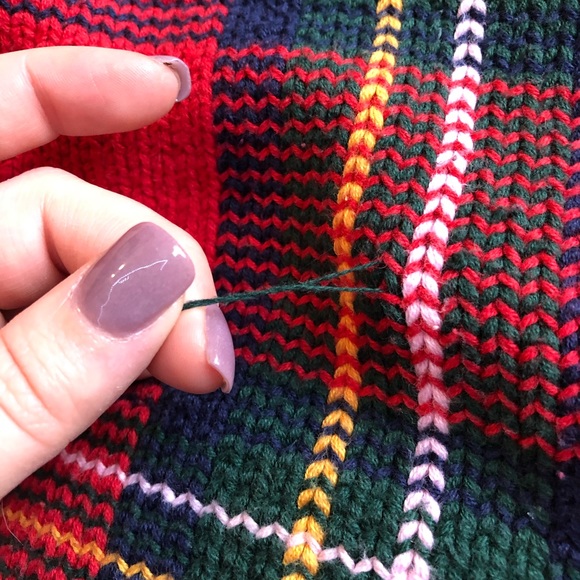 John Ashford Plaid Crewneck Sweater (Vintage) - Picture 9 of 9